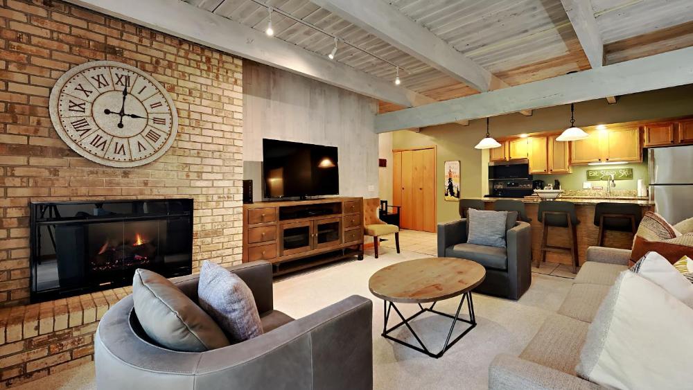 Deluxe Apartment interior